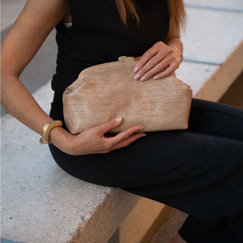 Moda Luxe Clutch